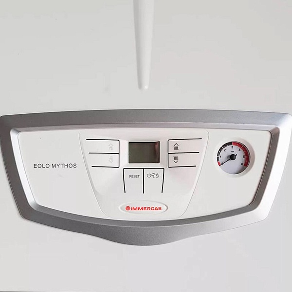 Котел газовый настенный Immergas Eolo Mythos 24 4R 